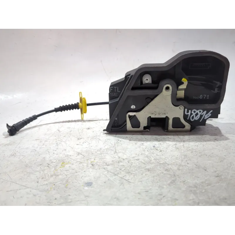 Recambio de cerradura puerta delantera izquierda para bmw 5 (e60) 520 d referencia OEM IAM 7167071  