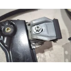 Recambio de mecanismo elevalunas delantero izquierdo para bmw 5 (e60) 520 d referencia OEM IAM 7034351S  