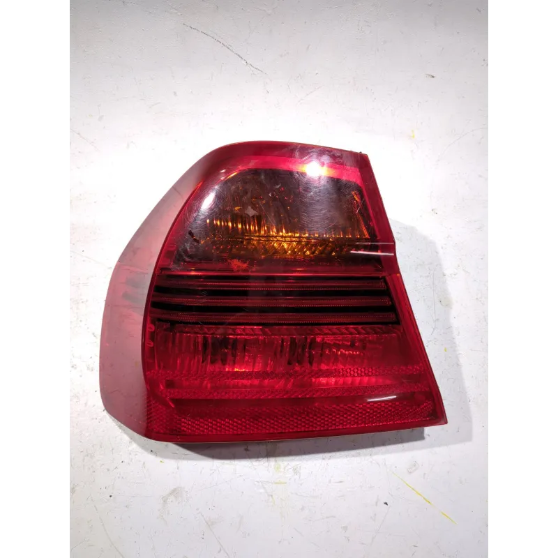 Recambio de piloto trasero izquierdo para bmw 3 (e90) 320 d referencia OEM IAM 276301  