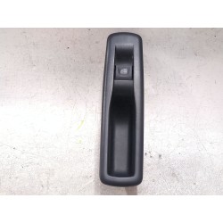 MANDO ELEVALUNAS TRASERO DERECHO 829500004R 