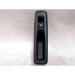 MANDO ELEVALUNAS TRASERO IZQUIERDO 829500004R 