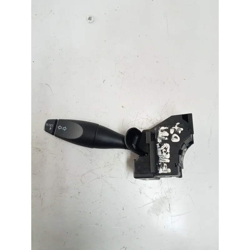 Recambio de mando intermitentes para ford fiesta vi 1.6 tdci referencia OEM IAM 6S6T13335AA  