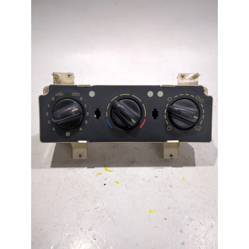 Recambio de mandos climatizador para citroën xsara berlina (1997) 1.9 td referencia OEM IAM 810621263F  