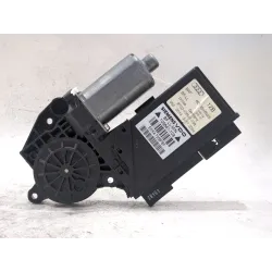 MOTOR ELEVALUNAS DELANTERO DERECHO 8E1959802B 