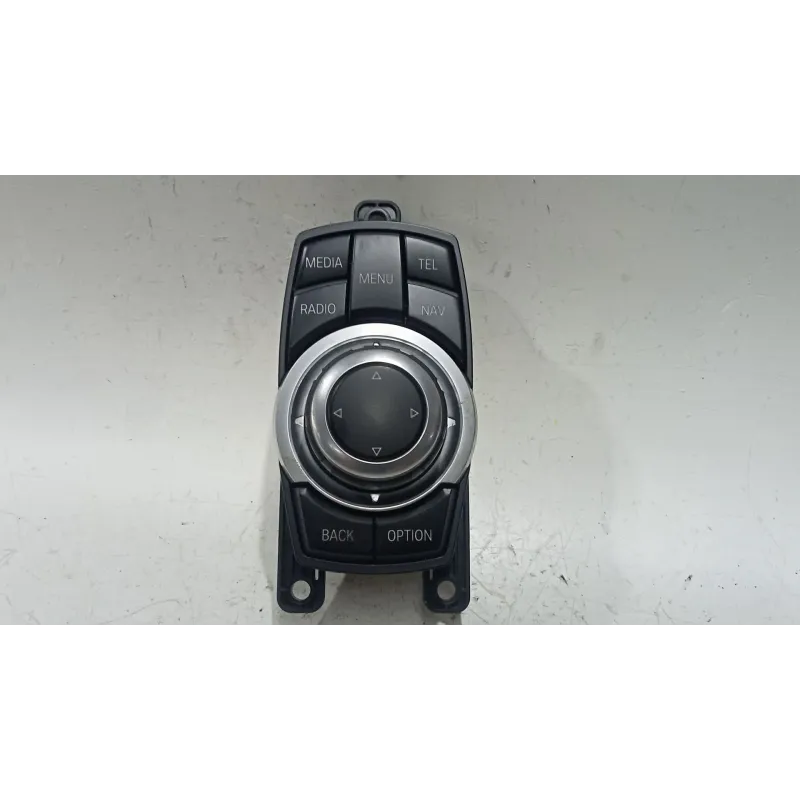 Recambio de joystick navegador para bmw 4 gran coupe (f36) 420 d referencia OEM IAM 6582928669903  