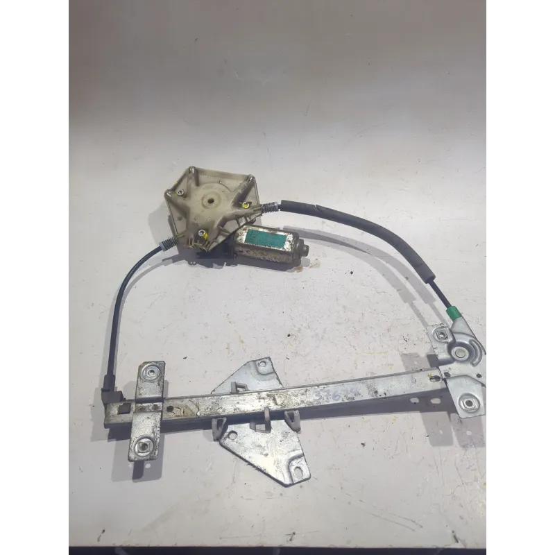 Recambio de elevalunas trasero izquierdo para volvo v40 familiar (1995) 1.9 di referencia OEM IAM 113136102  