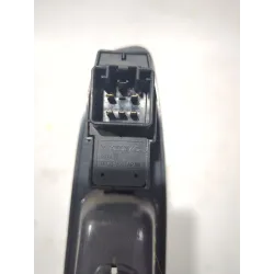 Recambio de botonera puerta trasera derecha para volvo v40 familiar (1995) 1.9 di referencia OEM IAM 30889759  