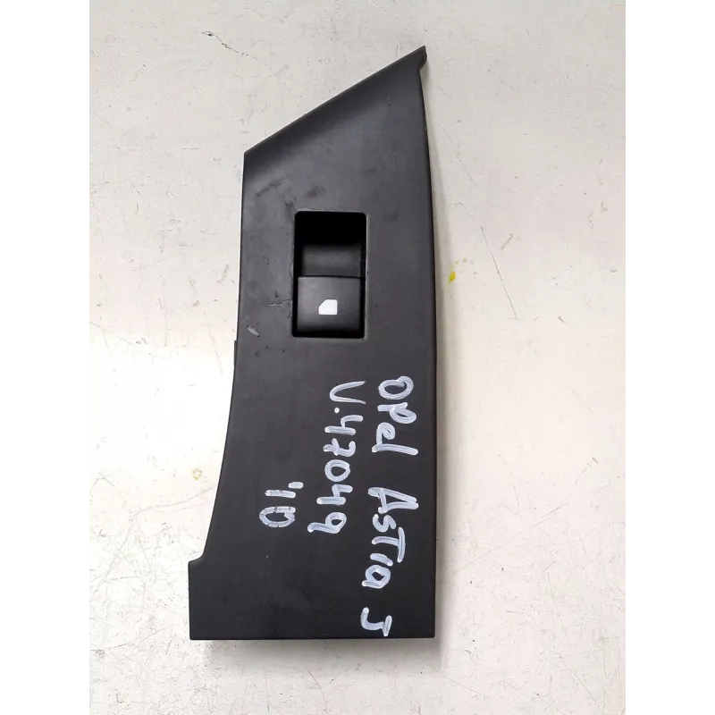 Recambio de mando elevalunas delantero derecho para opel astra j (p10) 1.7 cdti (68) referencia OEM IAM 13301886  