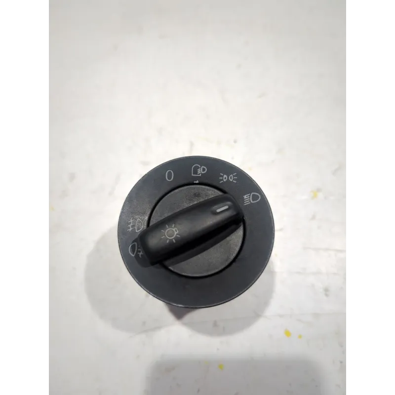 Recambio de mando luces para volkswagen golf v (1k1) 1.9 tdi referencia OEM IAM 1K0941431A  