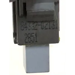Recambio de boton emergencia para toyota auris (_e15_) 1.8 hybrid (zwe150_) referencia OEM IAM 8433202131  