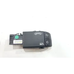 Recambio de mando radio para renault clio ii (xbo) 16v referencia OEM IAM 8200058695  