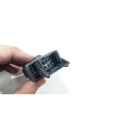 Recambio de mando radio para renault clio ii (xbo) 16v referencia OEM IAM 8200058695  