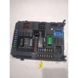 Recambio de caja reles / fusibles para peugeot 308 (2007) 1.6 hdi referencia OEM IAM 9807054180  