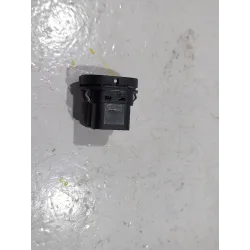 Recambio de boton elevalunas izquierdo para ford fusion (ju_) 1.4 tdci referencia OEM IAM 18100010806  