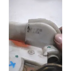Recambio de cerradura puerta delantera izquierda para volkswagen golf iii (1h1) 1.9 td, gtd referencia OEM IAM 25B1H1837815  