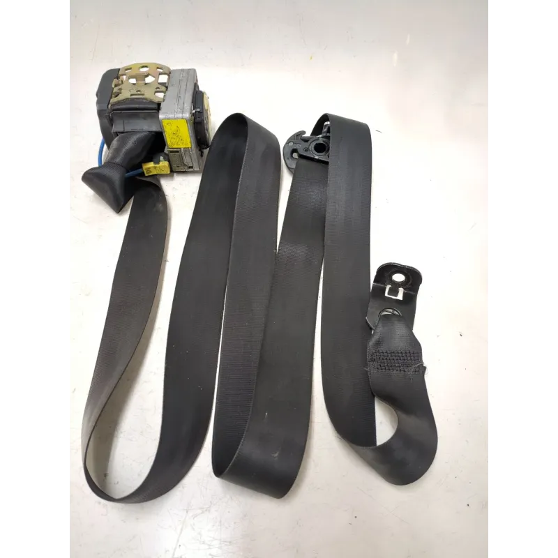 Recambio de cinturon seguridad delantero izquierdo para seat leon (1m1) 1.9 tdi referencia OEM IAM 33009582E 33013778  