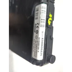 Recambio de uch para renault megane scénic dci referencia OEM IAM 8200606826  