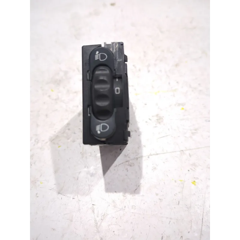 Recambio de mando luces para renault kangoo (kc0/1_) 1.5 dci (kc07) referencia OEM IAM 7700841235  