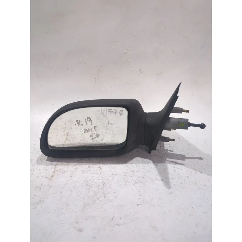 Recambio de retrovisor izquierdo para renault 19 i (b/c53_) 1.7 (b/c53c) referencia OEM IAM E201781  