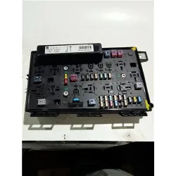 Recambio de caja fusibles/rele para opel astra h berlina (2004) 1.6 referencia OEM IAM 13242781JT  