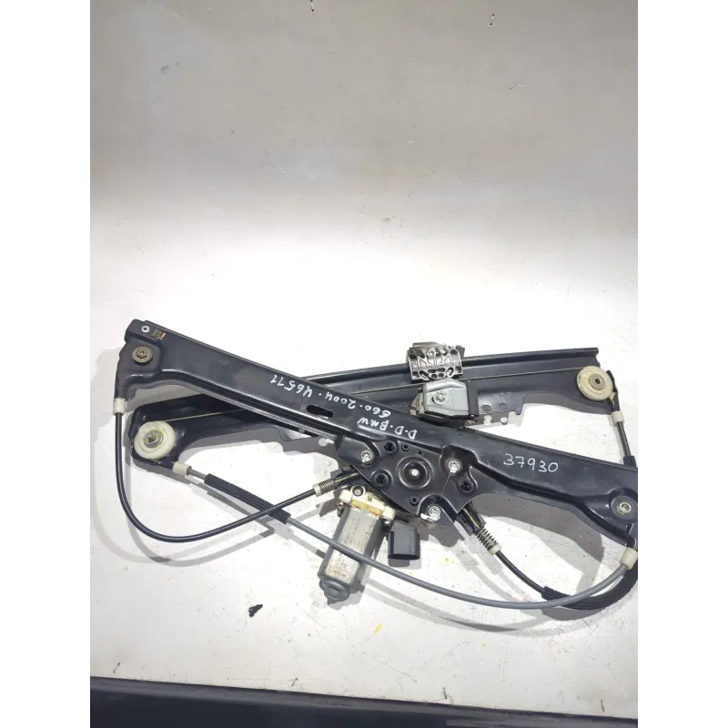Recambio de elevalunas delantero derecho para bmw 5 (e60) 530 d referencia OEM IAM 6922268  