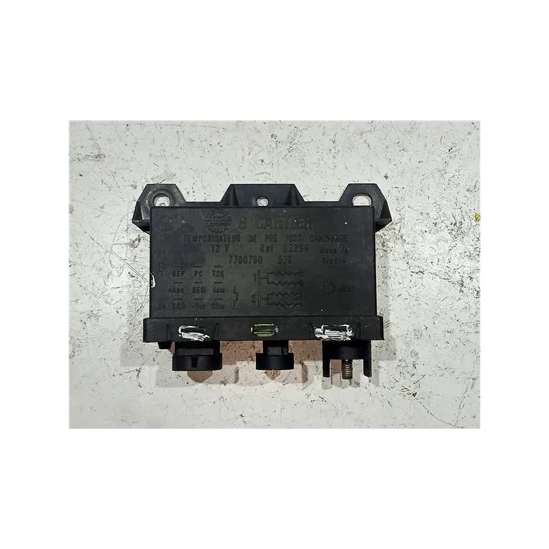 Recambio de caja precalentamiento para renault r 19 berl. con portón (b/c53)(1988) referencia OEM IAM 7700790579  