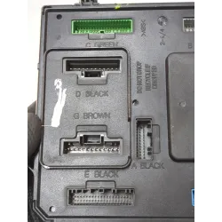 Recambio de caja reles / fusibles para renault scenic iii (jz)(2009) 1.5 dci referencia OEM IAM 284B13640R S180098201  