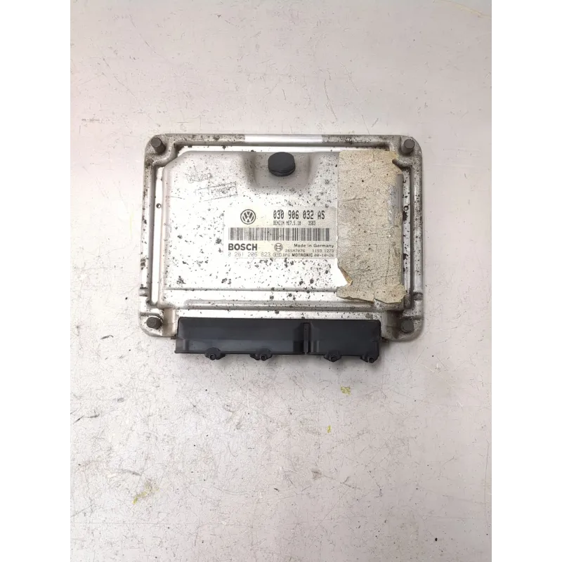 Recambio de centralita para seat arosa (6h1) 1.0 referencia OEM IAM 030906032AS 0261206823  