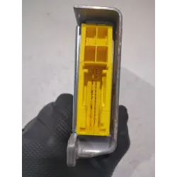 Recambio de centralita airbag para kia rio (bc)(2000) 1.4 referencia OEM IAM 0k32B677F0  