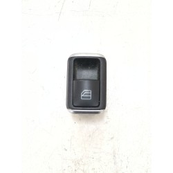 BOTON ELEVALUNAS IZQUIERDO A2049058202 