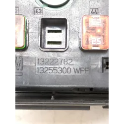 Recambio de caja reles / fusibles para opel insignia a (g09) 2.0 cdti (68) referencia OEM IAM 13255300  