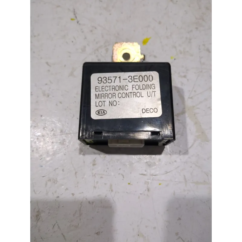 Recambio de modulo electronico para kia sorento (bl)(2002) 2.5 crdi referencia OEM IAM 935713E000  