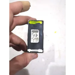 Recambio de modulo electronico para kia sorento (bl)(2002) 2.5 crdi referencia OEM IAM 935713E000  
