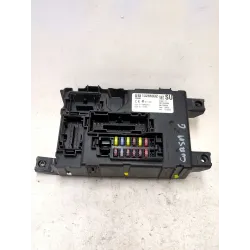 Recambio de caja reles / fusibles para opel corsa c (2000) 1.3 cdti referencia OEM IAM 13286032  