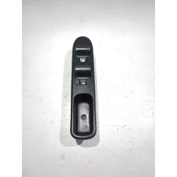 BOTONERA PUERTA DELANTERA IZQUIERDA MANDO ELEVALUNAS 