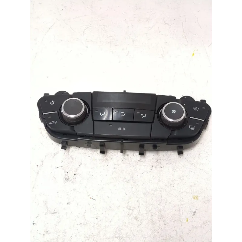 Recambio de mandos climatizador para opel insignia a (g09) 2.0 cdti (68) referencia OEM IAM 13273095  