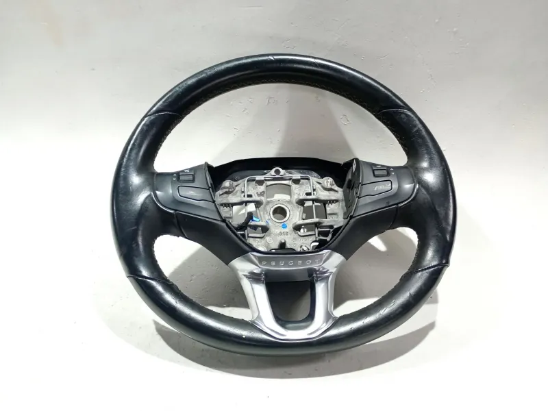 Recambio de volante para peugeot 2008 allure blue-hdi fap] referencia OEM IAM 98084115ZD  