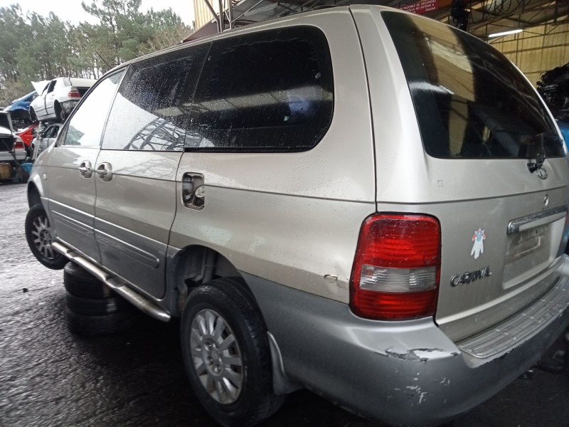 kia carnival ii (gq) del año 2002