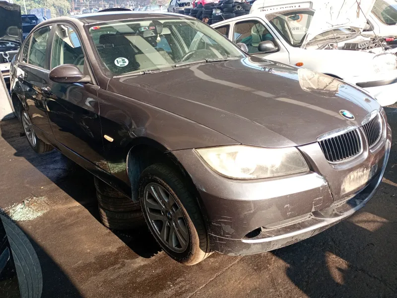 bmw 3 (e90) del año 2005