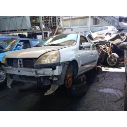 renault clio ii (xbo) del año 2002