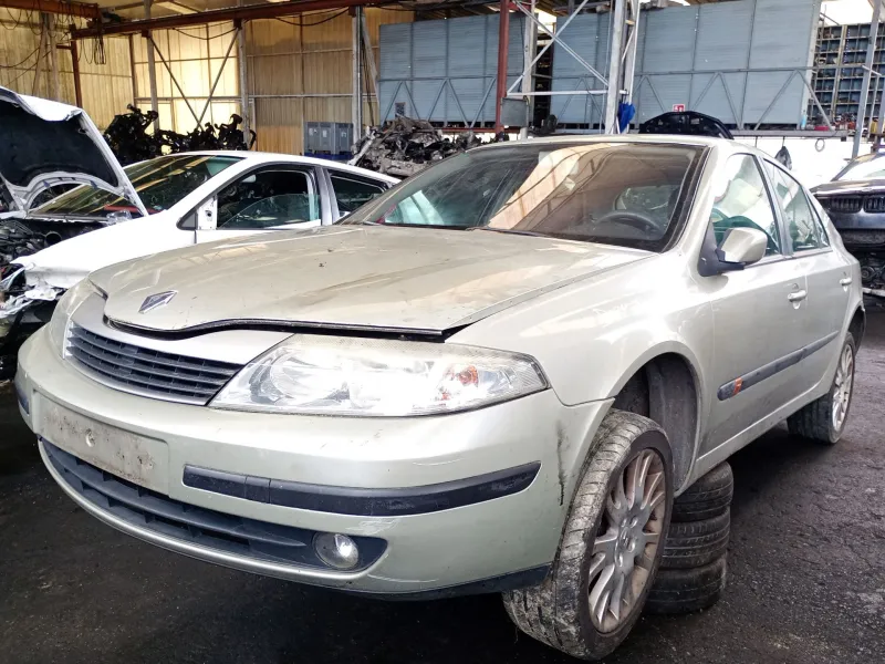 renault laguna ii (bg0)(2001) del año 2002