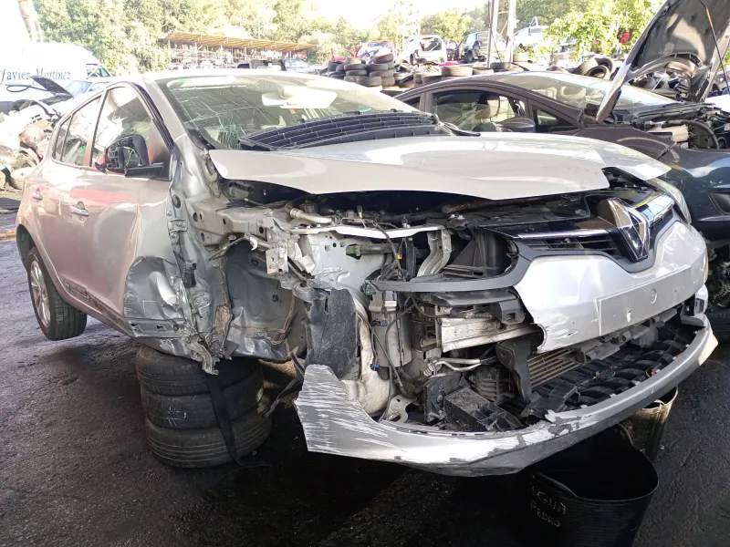 renault megane iii hatchback (bz0/1_, b3_) del año 2015