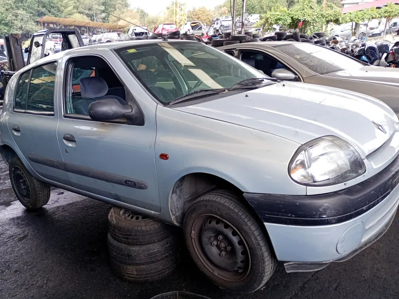 renault clio ii (bb_, cb_) del año 2001