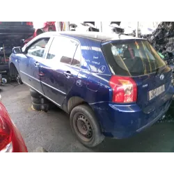 toyota corolla (_e12_) del año 2005