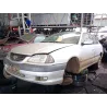 toyota avensis (_t22_) del año 2000