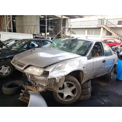 citroën xantia berlina (1998) del año 2000