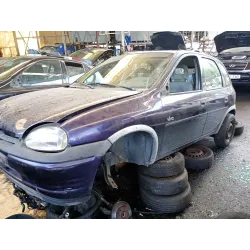 opel corsa b (1993) del año 1997
