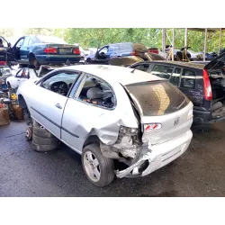 seat ibiza iii (6l1) del año 2003