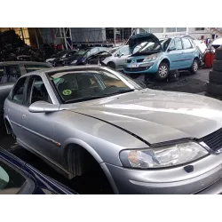 opel vectra b berlina (1995) del año 2001