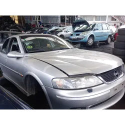 opel vectra b berlina (1995) del año 2001